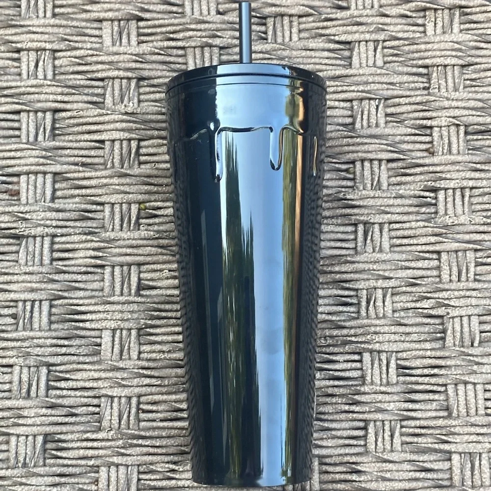 HALLOWEEN STARBUCKS BLACK TUMBLER SLIME DRIPPING. HARD TO FIND BRAND NEW